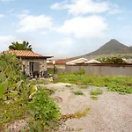 Casa Do Vinho Holiday home Porto Santo